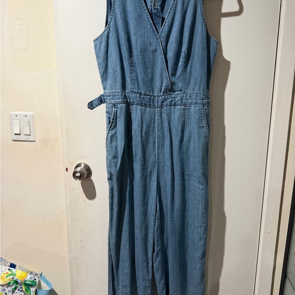 JCrew/ Point Sur Sleeveless Denim Jumpsuit in Light Blue - Picture 6 of 6